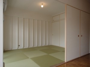 南側のお部屋は寛げる畳敷きをチョイス